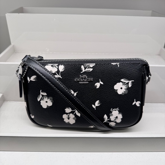 Coach Nolita 19 With Floral Print cp476 with flower chain - Picture 4 of 11